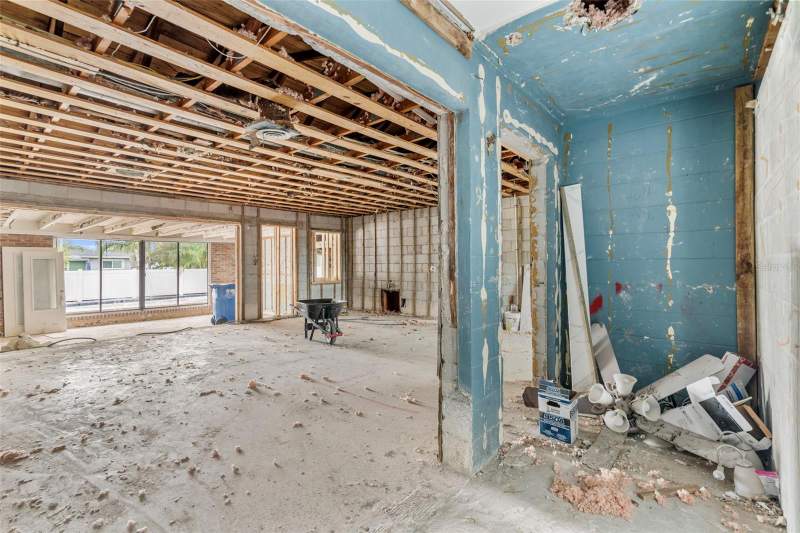 3 bedroom Single Family Residence at 9570 Sun Isle Drive, Sun Plaza Isles, St Petersburg — photo 3