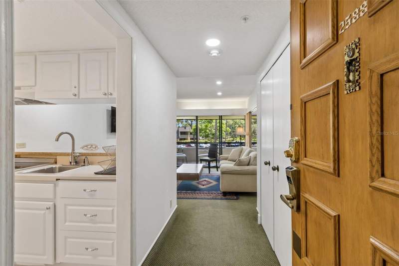 1 bedroom Condominium at 36750 US Highway 19 #09208, Innisbrook 09 Condo, Palm Harbor — photo 2