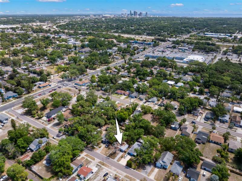 3 bedroom Single Family Residence at 2356 Kingston Street, Estelle Manor, St Petersburg — photo 3