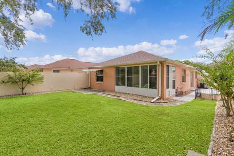 1023 Avalon Avenue, Lady Lake FL - photo 10 of 19