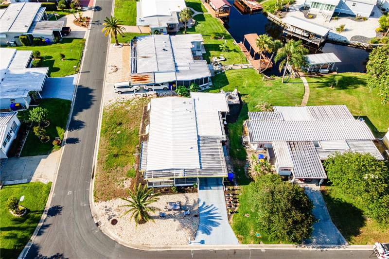 2 bedroom Manufactured Home at 1004 Todd Way, Tavares Imperial Mobile Terrace Add, Tavares — photo 5