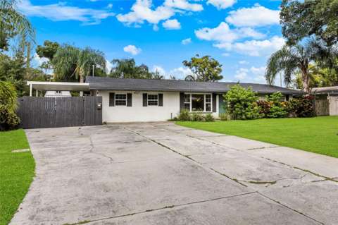 412 Deville Drive, pool for sale in Largo