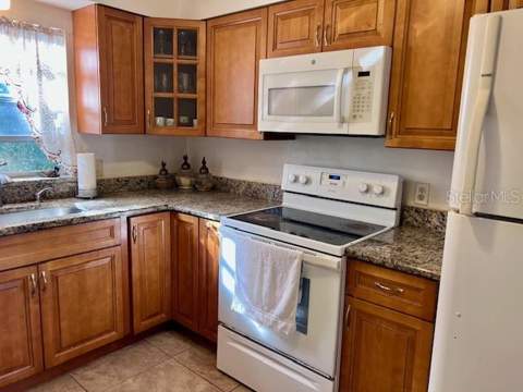 370 Windmeadows Street #370, Altamonte Springs FL - photo 17 of 29