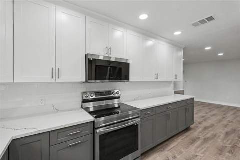 8170 22nd Avenue, St Petersburg FL - photo 20 of 55