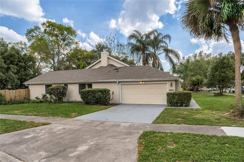 4 bedroom Single Family Residence at 5607 Spring Run Avenue, Shadow Bay Spgs, Orlando — photo 2
