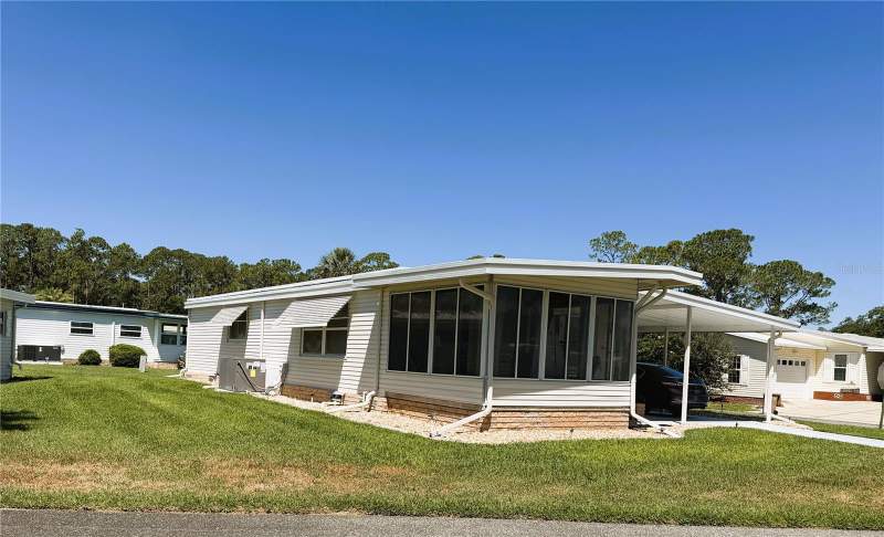 2 bedroom Mobile Home at 111 Chestnut Street, Hawthorne At Leesburg A Coop, Leesburg — photo 2