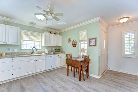 5906 Greenbriar Court, Zephyrhills FL - photo 8 of 38