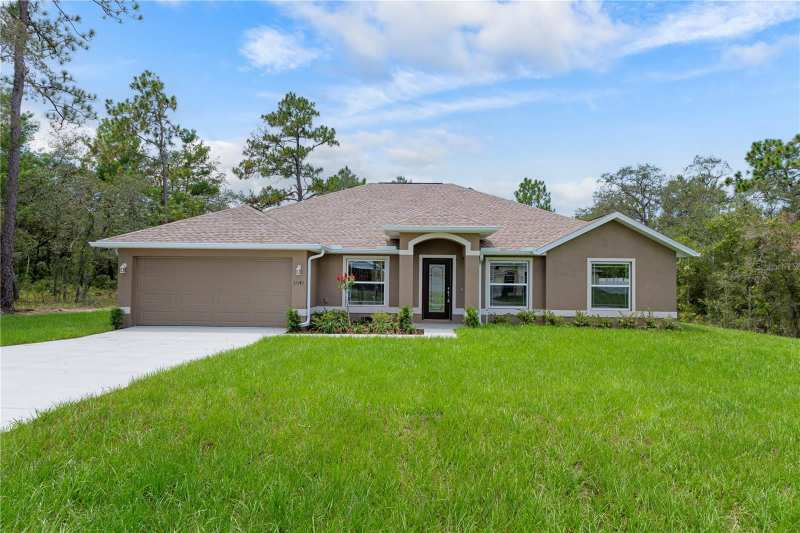 4 bedroom Single Family Residence at 13048 Kittiwake Road, Royal Highlands, Weeki Wachee — photo 1