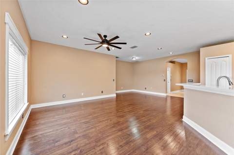 901 Parker Den Drive, Ruskin FL - photo 9 of 44