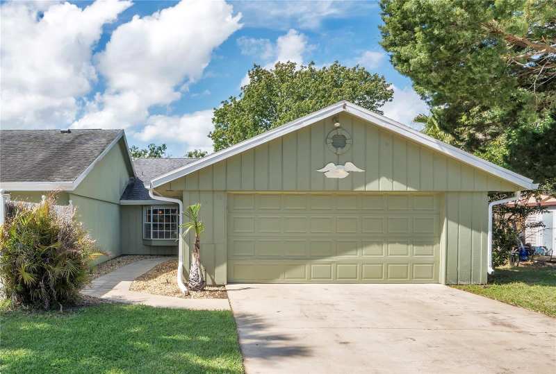 2 bedroom Half Duplex at 16 Eagle Lane, Fairgreen Unit 01A, New Smyrna Beach — photo 1