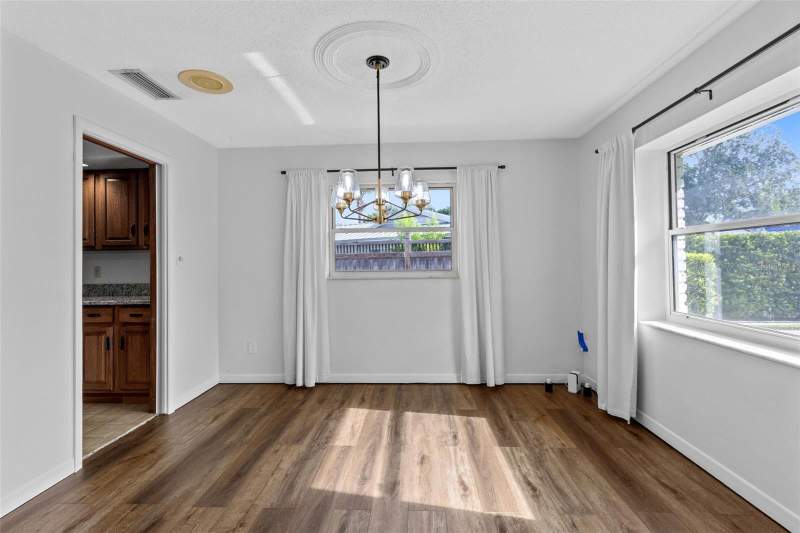 4 bedroom Single Family Residence at 2215 Bradford Court, Plaza Park, Orlando — photo 5