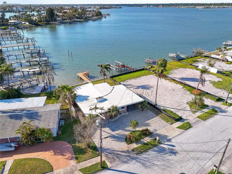 2 bedroom Single Family Residence at 15305 HARBOR DRIVE, LONE PALM BEACH 5TH ADD, MADEIRA BEACH — photo 3