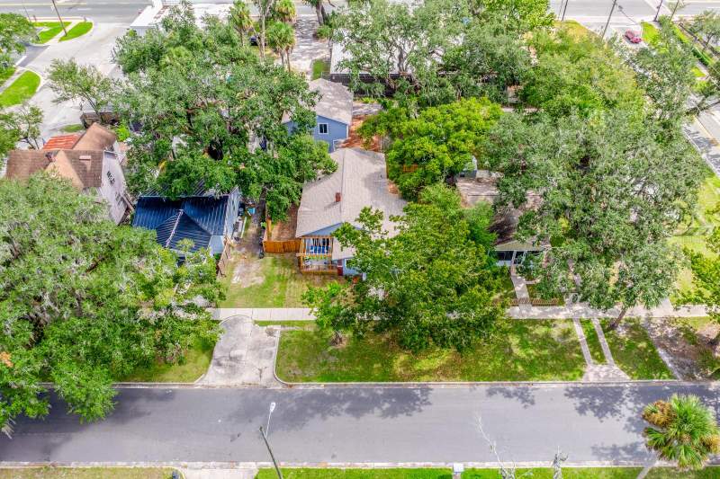 5 bedroom Single Family Residence at 211 S Maple Avenue, Sanford Town Of, Sanford — photo 3