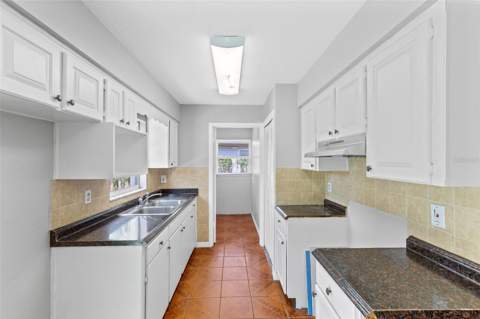 3432 Harry Street, Apopka FL - photo 11 of 48