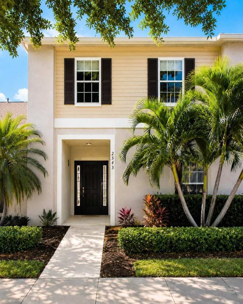 4 bedroom Townhouse at 2543 Old Kent Circle, Trafalgar Village Ph 1, Kissimmee — photo 1