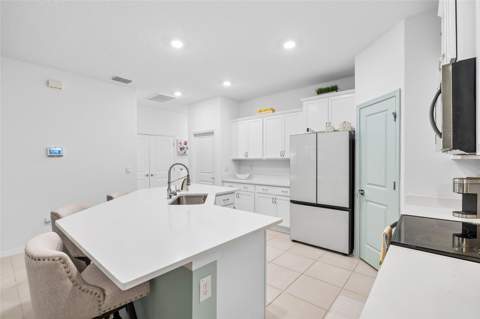 8498 Bold Cypress Lane, Wesley Chapel FL - photo 12 of 48