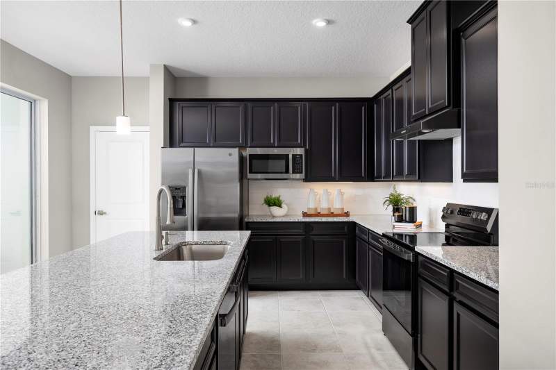 3 bedroom Single Family Residence at 3738 SKY MOUNTAIN ALLEY, PARKVIEW PRESERVE, APOPKA — photo 5