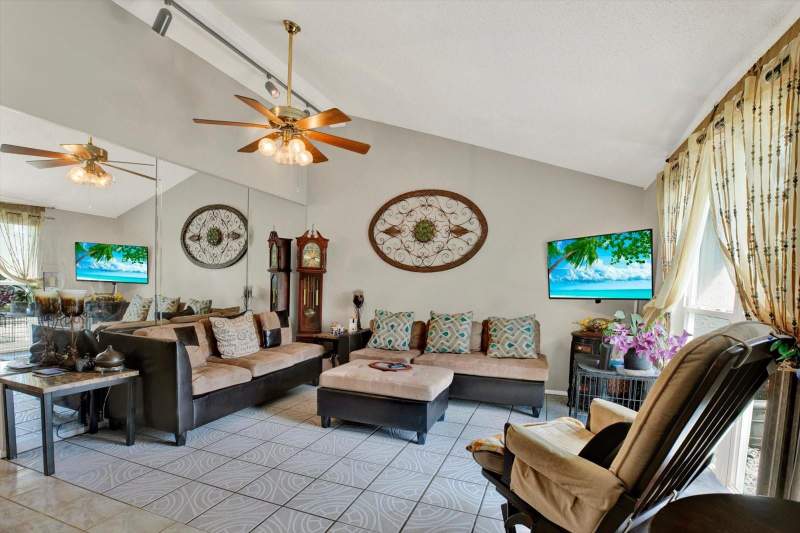 3 bedroom Single Family Residence at 9309 Ashfield Court, Timberlane Unit 07B, Tampa — photo 4