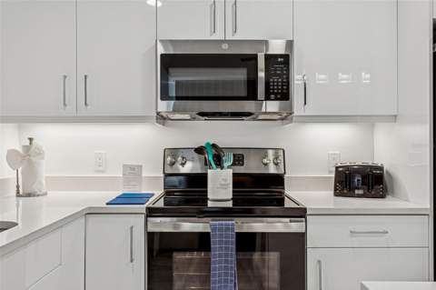 11500 Gulf Boulevard #504, Treasure Island FL - photo 16 of 40