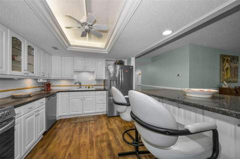851 Bayway Boulevard #101, Clearwater Beach FL - photo 14 of 77