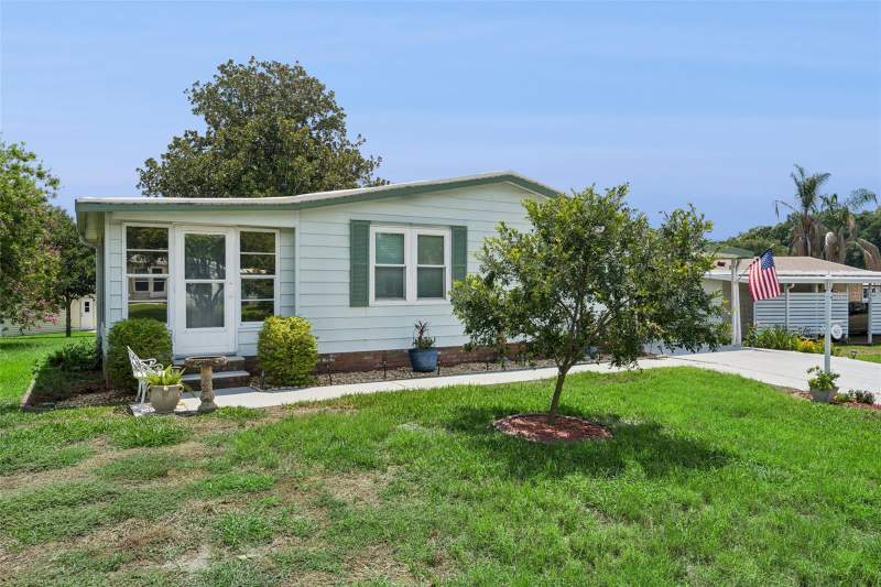2 bedroom Manufactured Home at 903 Oleander Street, Lady Lake Orange Blossom Gardens Unit 08, Lady Lake — photo 2