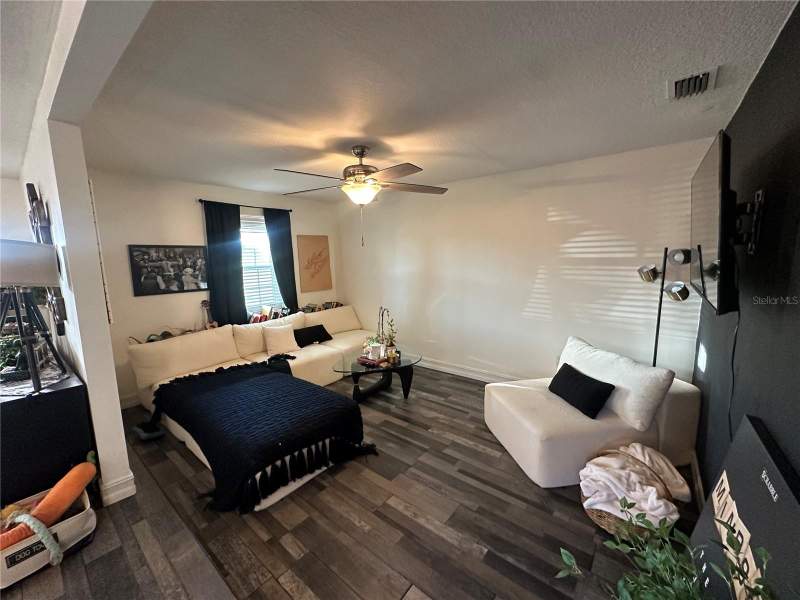 2 bedroom Single Family Residence at 806 N Joanna Avenue, Tavares Barksdales Sub, Tavares — photo 5