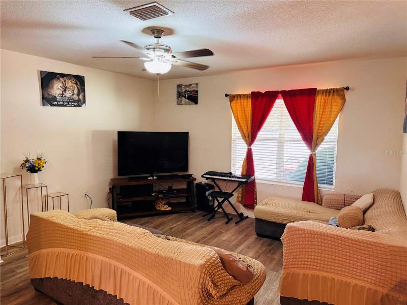 4 bedroom Single Family Residence at 3783 SE 97th Lane, Cobblestone North, Belleview — photo 5