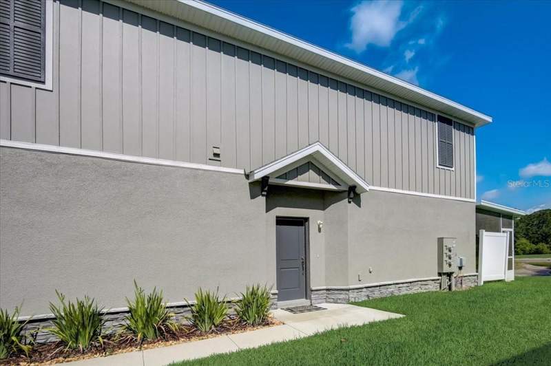 4 bedroom Townhouse at 10916 Quickwater Court, Calusa Crk, Riverview — photo 3