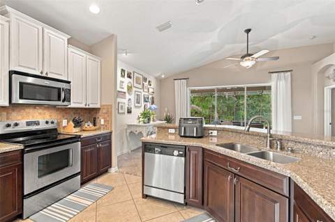 11009 Rockledge View Dr, Riverview FL - photo 11 of 92
