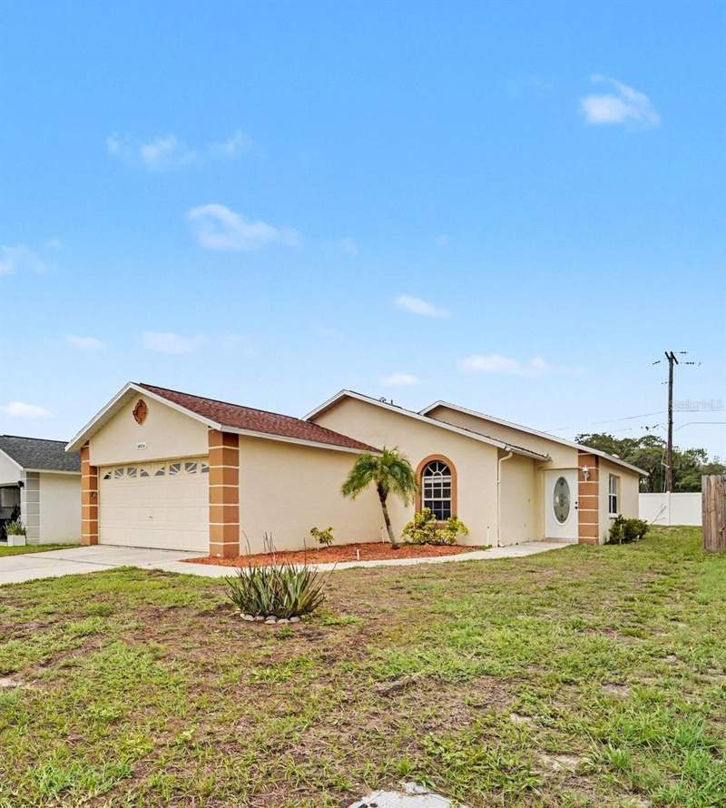 3 bedroom Single Family Residence at 10236 Flagship Avenue, Jasmine Trails, Port Richey — photo 2