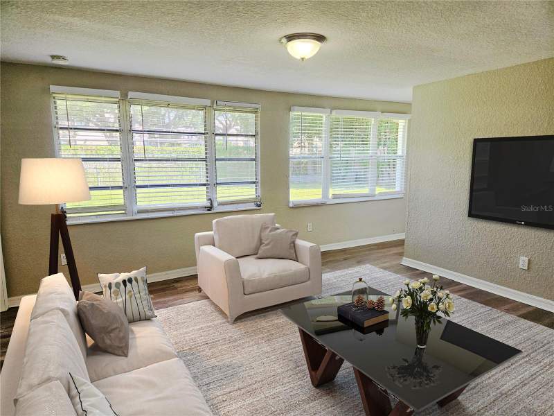 5 bedroom Single Family Residence at 2160 Alemanda Drive, Sunset Gardens, Clearwater — photo 2