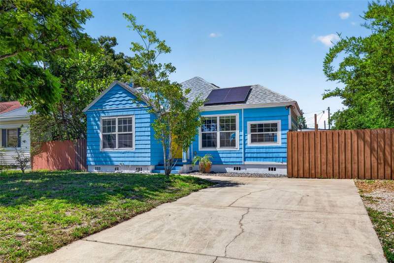 2 bedroom Single Family Residence at 2101 20th Avenue, Brunsons Add 4 Blk A Sub, St Petersburg — photo 3