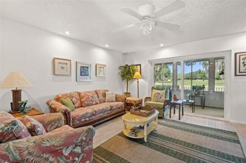 140 Ashley Lane, Oldsmar FL - photo 6 of 6