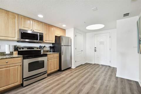 11605 Gulf Boulevard #402, Treasure Island FL - photo 12 of 34