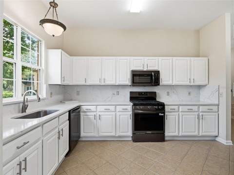 1256 Avenida De Las Casas, Lady Lake FL - photo 6 of 26