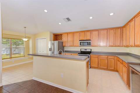 422 Down Pine Drive, Seffner FL - photo 13 of 40