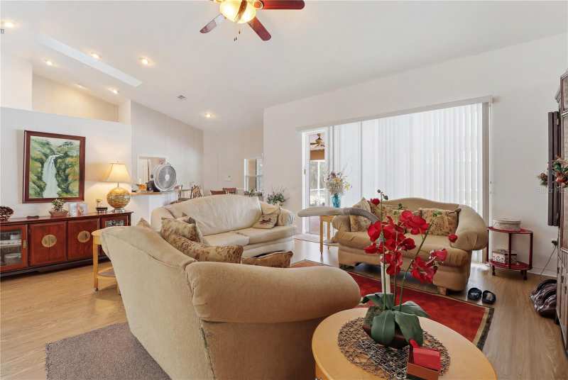 3 bedroom Single Family Residence at 2667 W Pine Ridge Boulevard, Pine Ridge Unit 03, Beverly Hills — photo 1