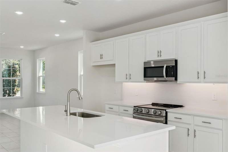 4 bedroom Single Family Residence at 4283 Darby Court, Estes Reserve, Eustis — photo 5