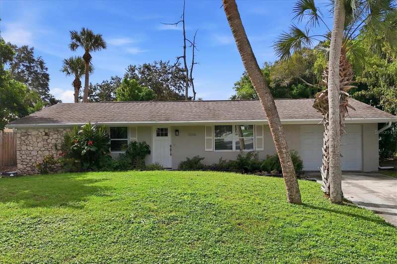 3 bedroom Single Family Residence at 3048 Savage Road, Palm Lakes, Sarasota — photo 1