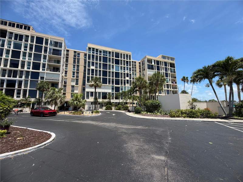2 bedroom Condominium at 7400 Sun Island Drive #111, Bay Island Group 1, South Pasadena — photo 2