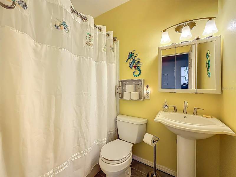 1 bedroom Condominium at 4051 58th Street #239C, Clearview Oaks Bldg 2, St Petersburg — photo 4