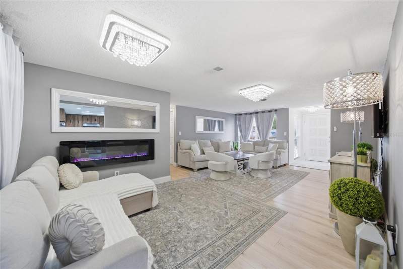 2 bedroom Single Family Residence at 7435 Fireside Drive, Embassy Hills, Port Richey — photo 2