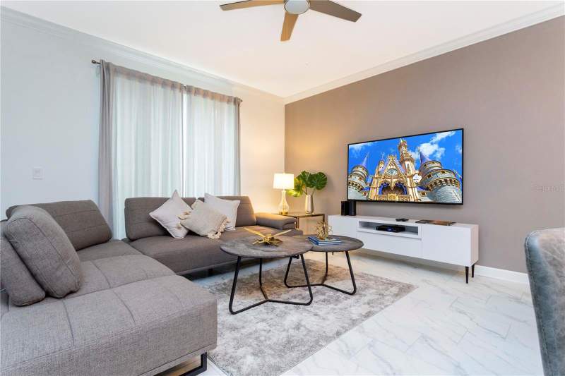 4 bedroom Townhouse at 952 Leader Street, Stoneybrook South North Prcl Ph 6, Davenport — photo 5