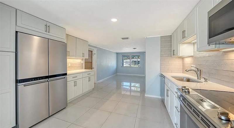 2 bedroom Single Family Residence at 5529 Nutmeg Avenue, Sun Haven, Sarasota — photo 4