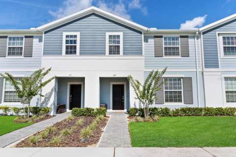 107 Jetty Way, home for sale in Davenport 33897