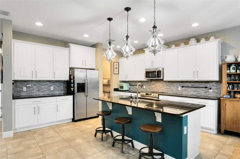 5 bedroom Single Family Residence at 3877 Shoreside Drive, Bellalago Ph 4K, Kissimmee — photo 3