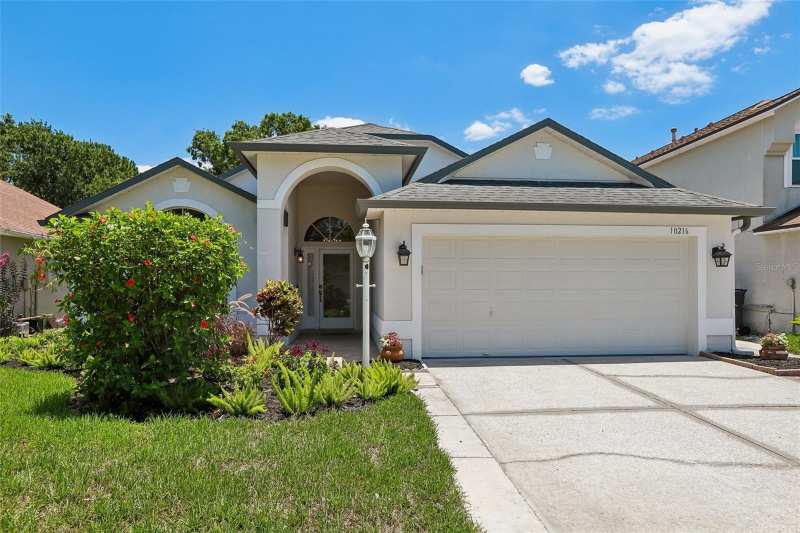 3 bedroom Single Family Residence at 10216 Charleston Corner Road, Meadow Brook Unit 1, Tampa — photo 1