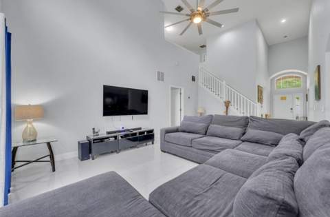 134 Madiera Beach Boulevard, Kissimmee FL - photo 7 of 61