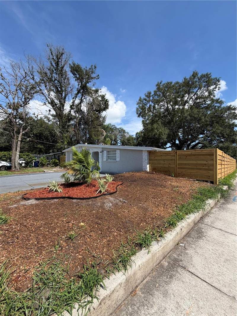 3 bedroom Single Family Residence at 3001 E Fern Street, Woodland Terrace, Tampa — photo 3