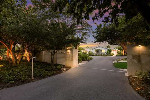 6561 Bayou Hammock Road, 4-bedroom for sale in Longboat Key